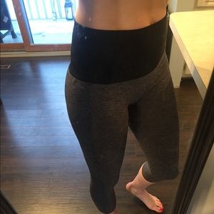 Zella brand high waist workout capris